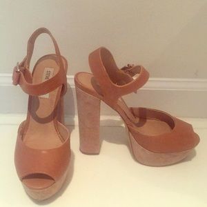 Tan ladies fashion heels